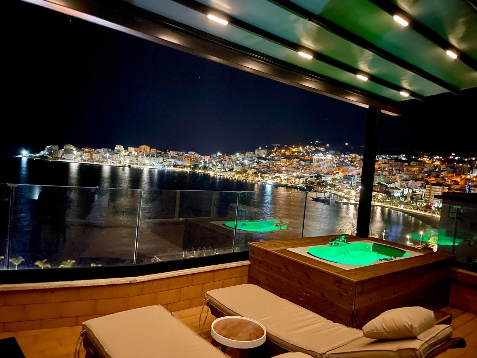SarandëSeaview Golden Penthouseアパートメント エクステリア 写真